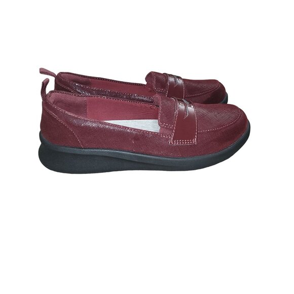 Clarks Cloud Steppers Penny Loafer 7.5 Shoe Work Burgundy Office Preppy Academia - Picture 5 of 10